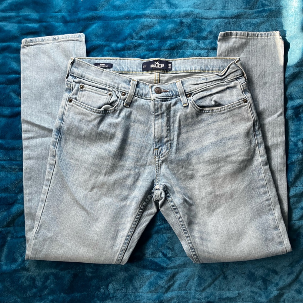 Hollister Light Wash Straight Leg Jeans